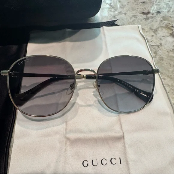 Gucci GG1142S Gold and Black Round Sunglasses women GG - Picture 9 of 16